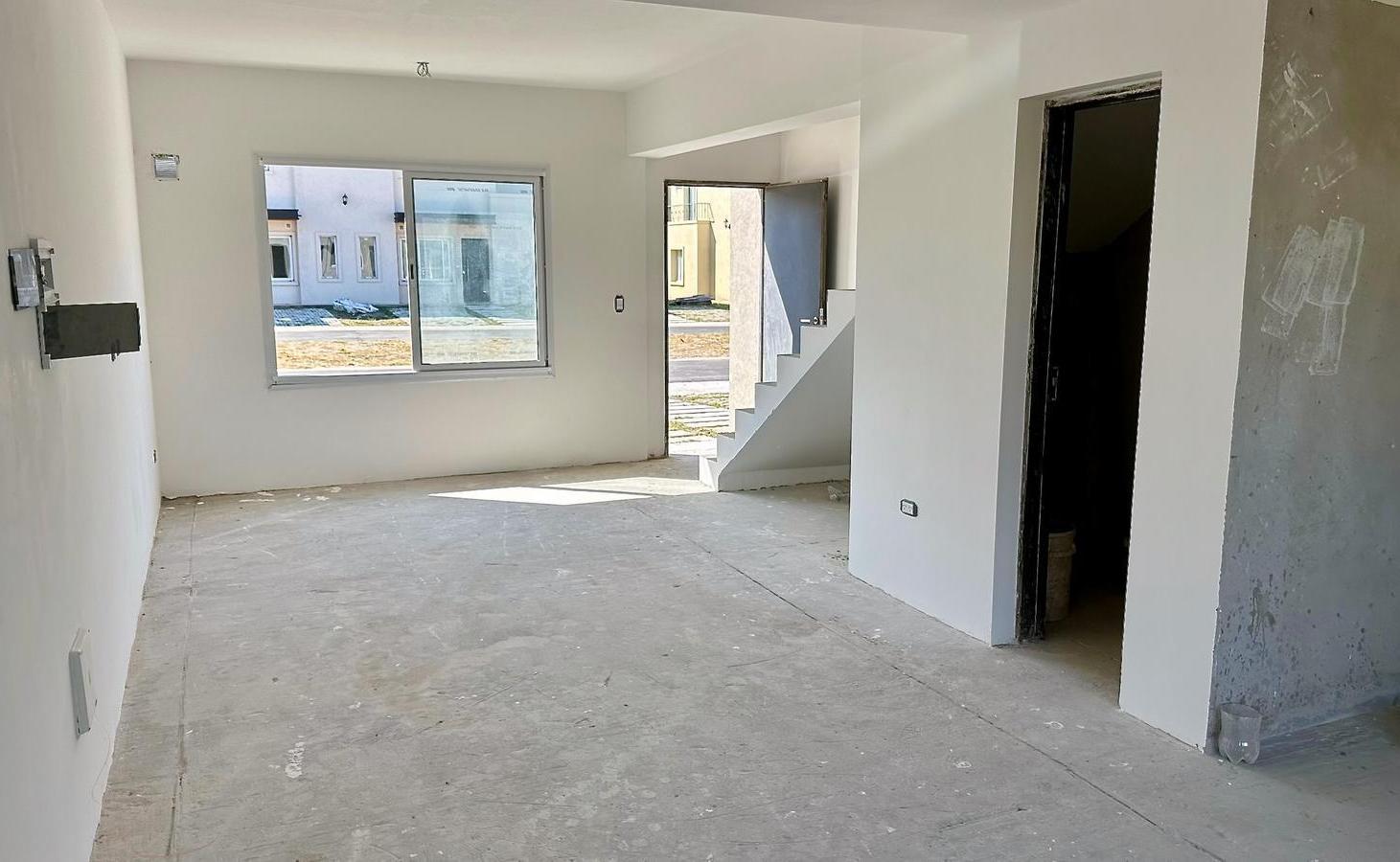 Foto de Venta Duplex En Obra Falta Terminaciones, imagen 3