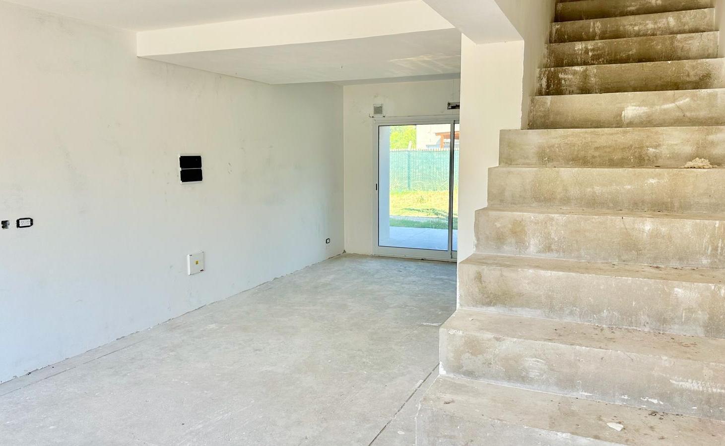 Foto de Venta Duplex En Obra Falta Terminaciones, imagen 1