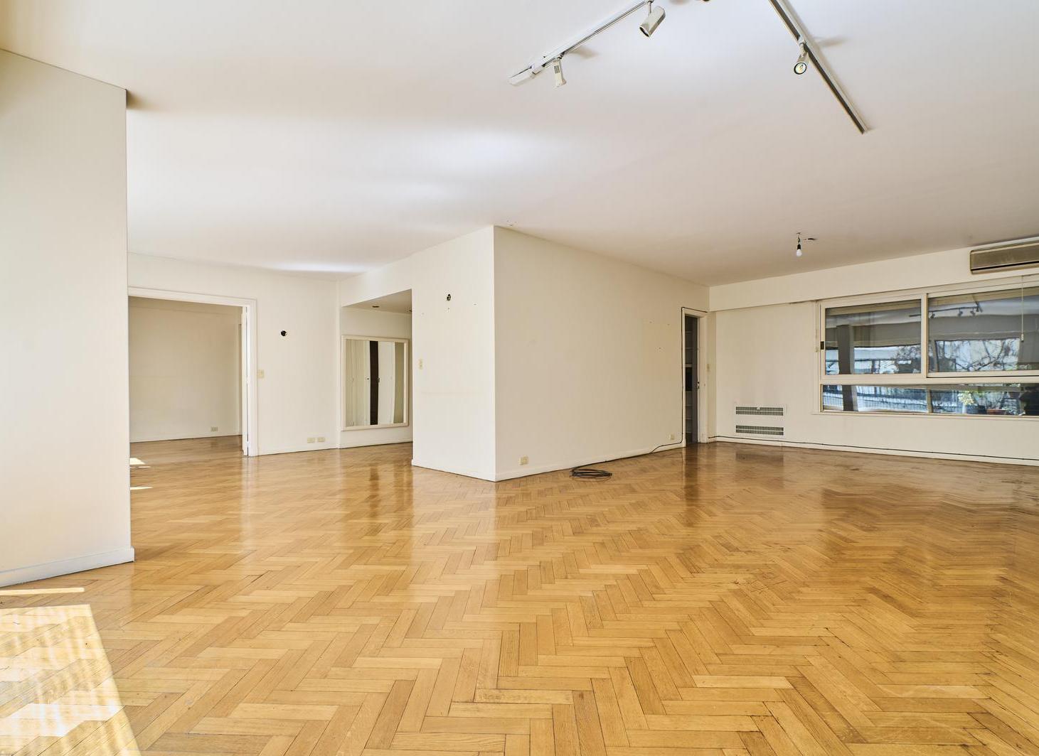 Foto de Venta de Departamento 5 ambientes en Recoleta, imagen 3