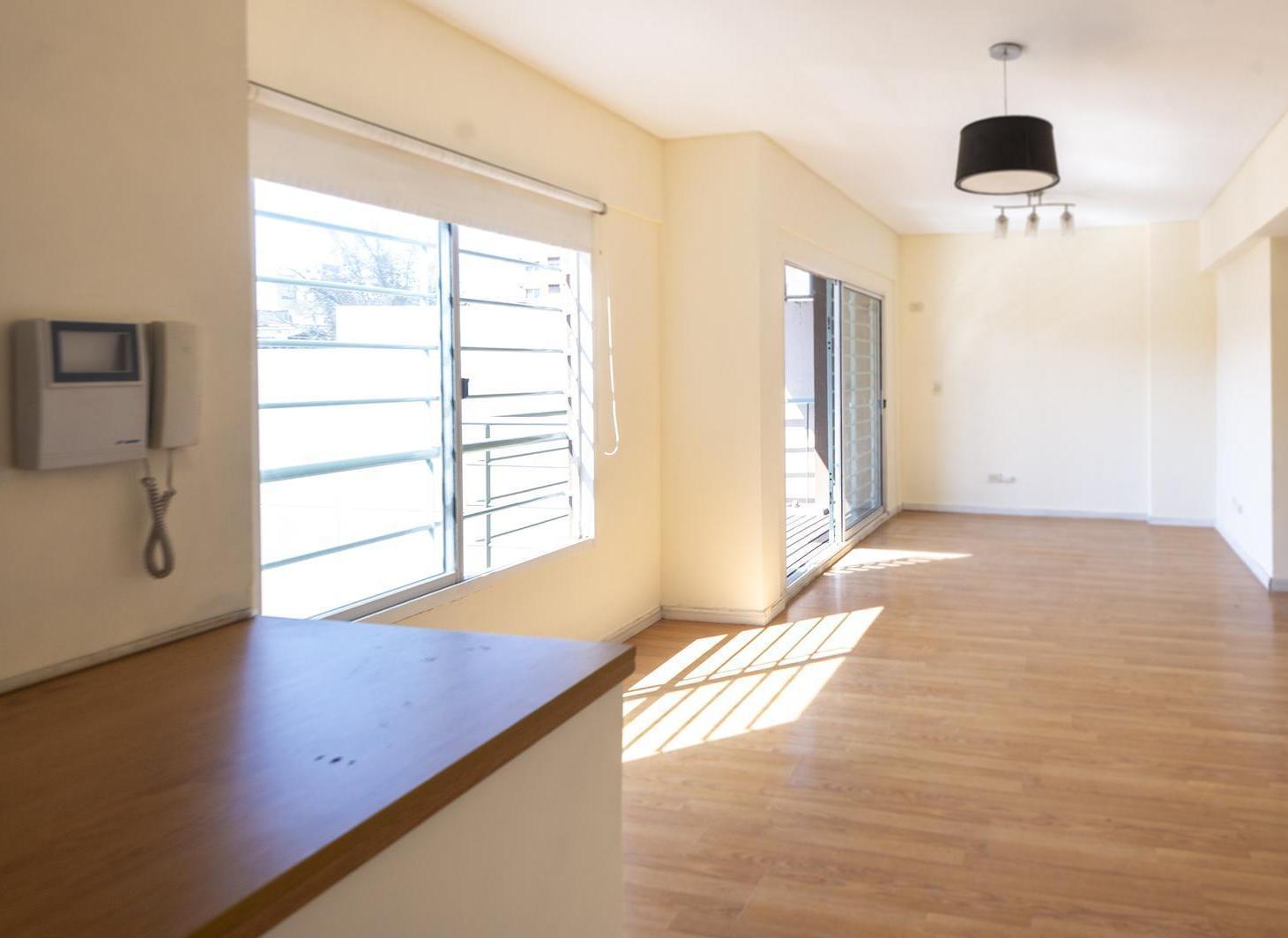Foto de ALQUILER 2 AMBIENTES CON BALCÓN MUY LUMINOSO – VILLA DEVOTO, imagen 3