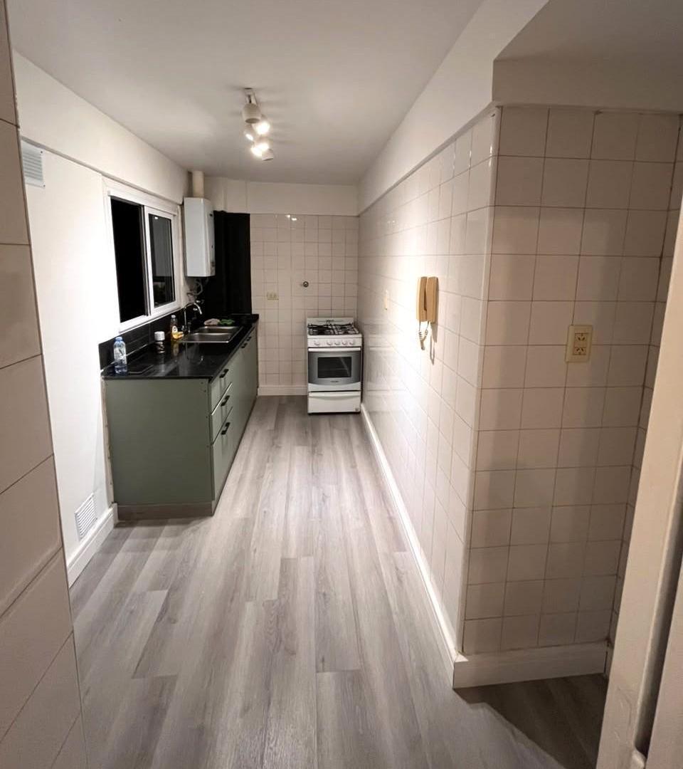 Foto de ALQUILER Departamento 2 AMBIENTES con BALCÓN - Caballito, imagen 3