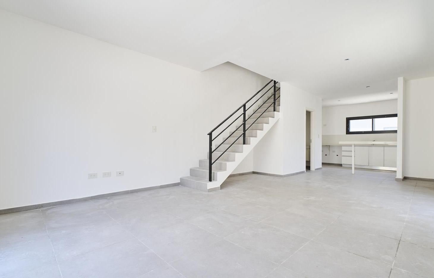 Foto de VENTA Duplex 3amb 139mt2 -3 terrazas - Benavidez Pacheco, imagen 3