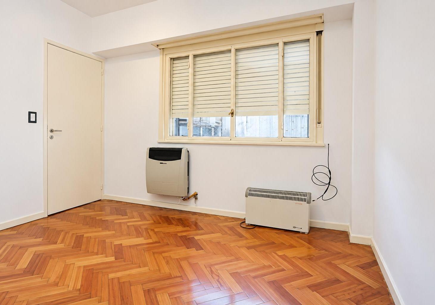 Foto de ALQUILER 4 AMBIENTES CON DEPENDENCIA Y BALCÓN. RECICLADO – VIDT Y AV, imagen 1