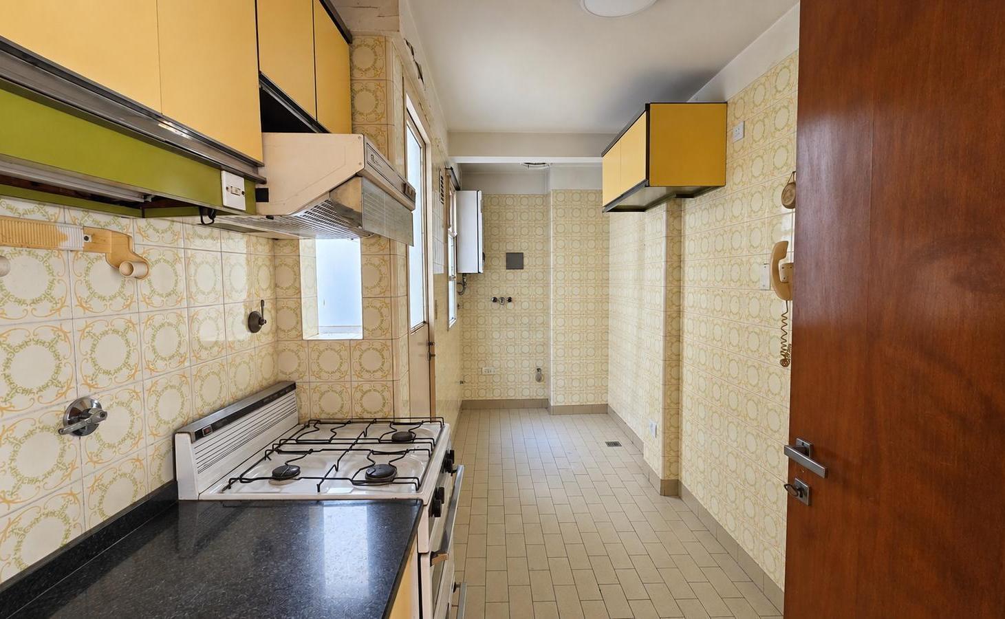 Foto de Venta Departamento dos ambientes a refaccionar, imagen 2