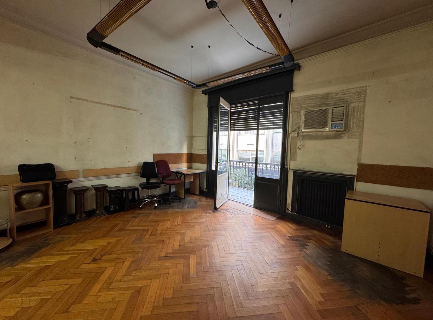 Foto de Venta Departamento de 4 ambientes Centro con dependencia y cochera APTO, imagen 5