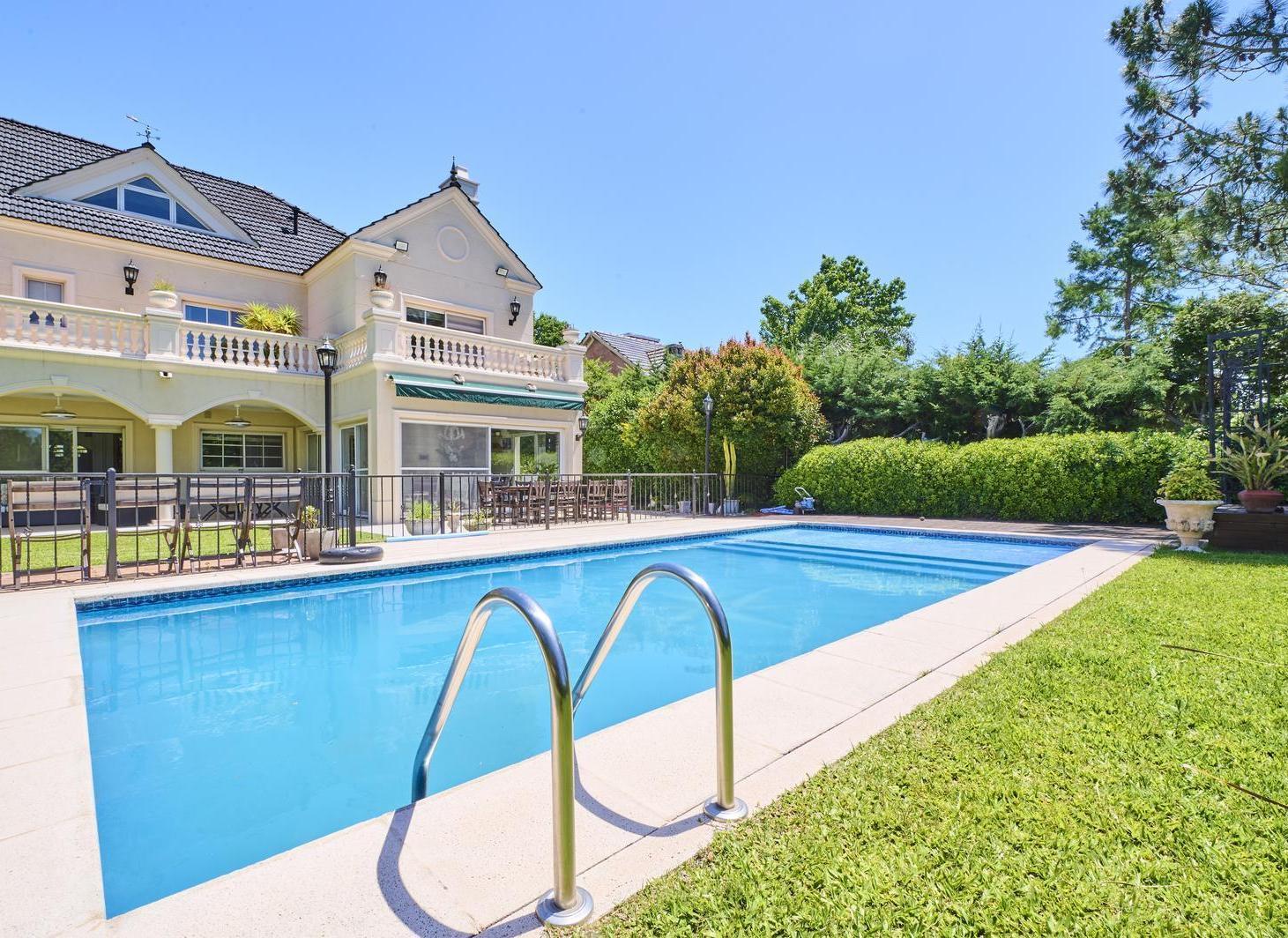 Foto de Venta Casa 6 ambientes Club de Campo Hacoaj Tigre Un sólo terreno, imagen 3