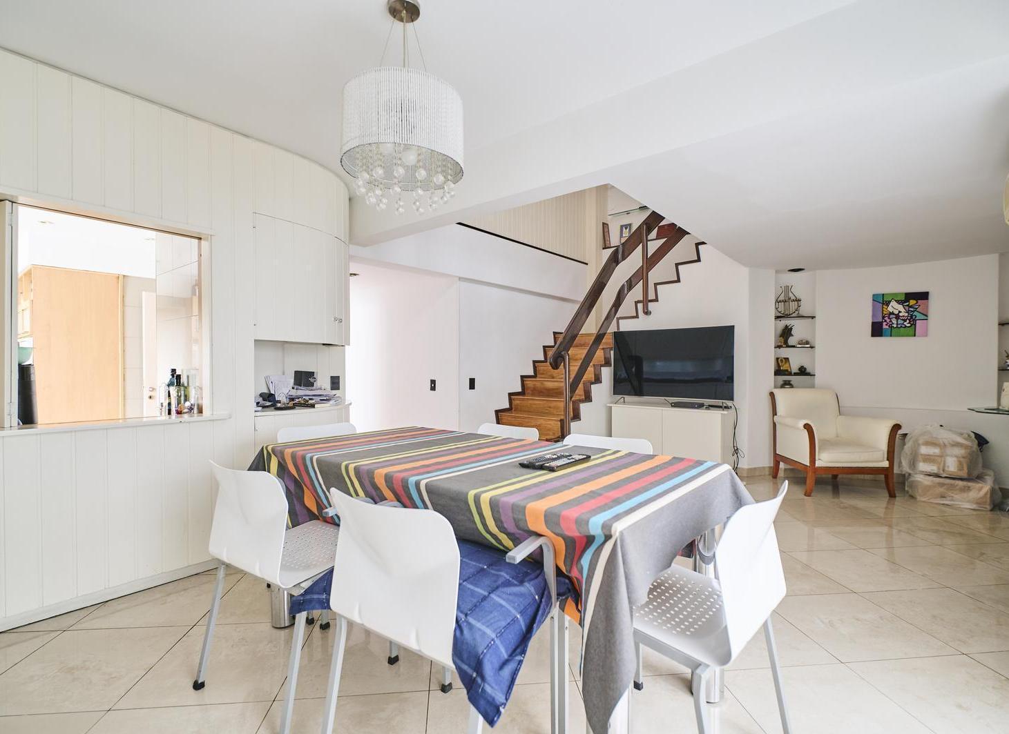 Foto de Venta Departamento 4 ambientes Palermo Las Cañitas Dúplex Cochera, imagen 2