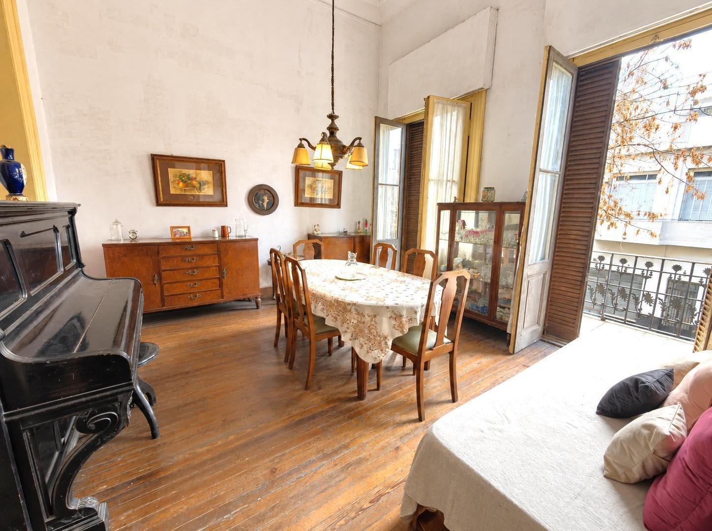 Foto de VENTA PH 5 AMBIENTES ALTILLO - PRIMER PISO POR ESCALERA - BALCÓN, imagen 1
