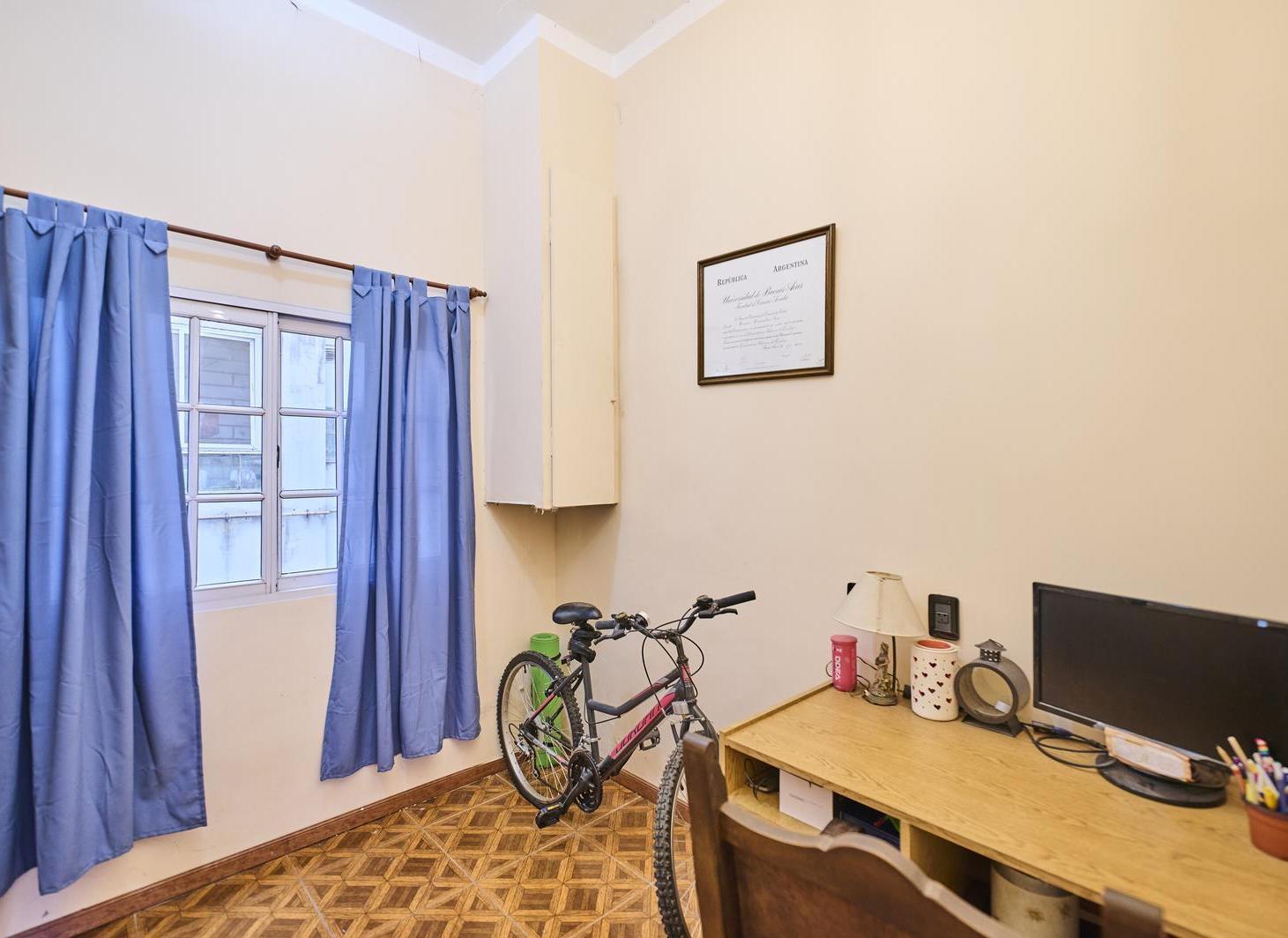 Foto de Venta Departamento de 4 ambientes en Parque Patricios, imagen 4