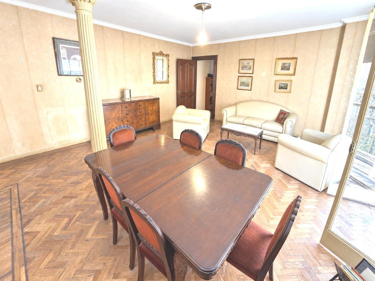 Foto de VENTA Departamento 4 AMBIENTES CON DEPENDENCIA - Monserrat, imagen 2