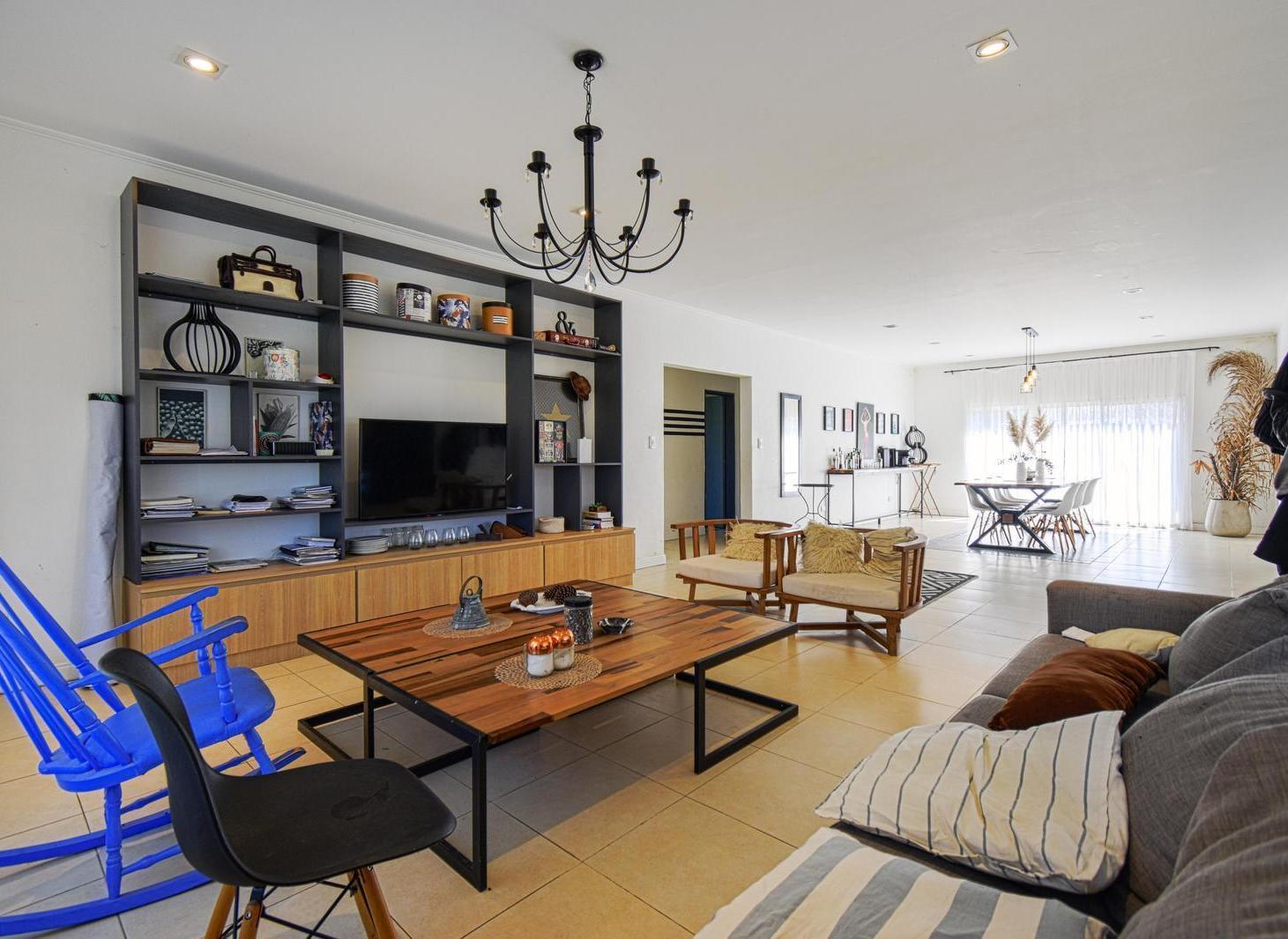 Foto de Casa quinta a la venta en Lobos, imagen 1