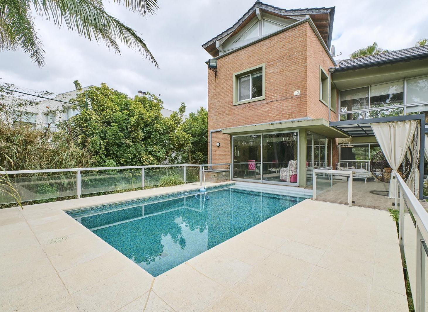 Foto de Venta Casa 5 ambientes en Club de Campo Hacoaj Tigre, imagen 1