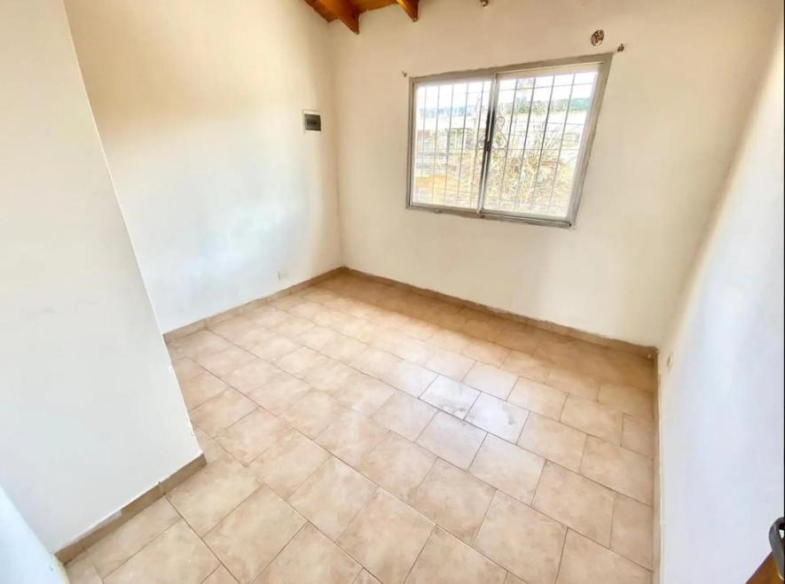 Foto de Venta 6PH en Block Castelar Excelente rentabilidad, imagen 3