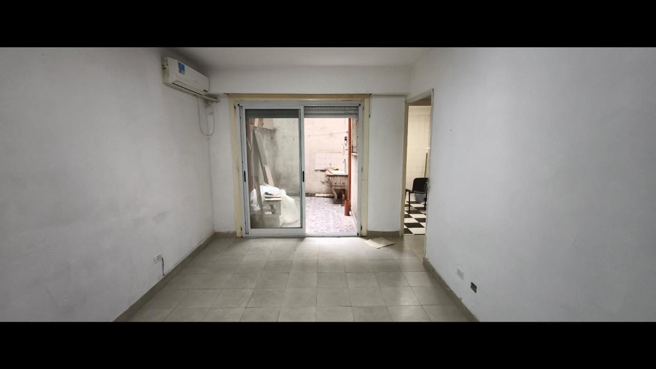 Foto de VENTA 3 AMBIENTES CON DOS PATIOS RECOLETA, imagen 1