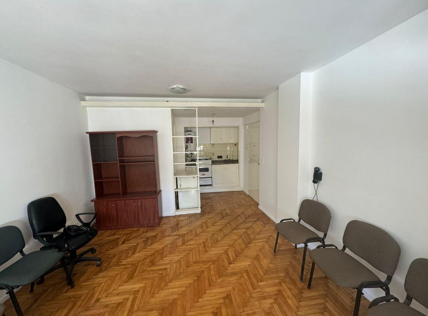 Foto de Departamento en alquiler en Once apto prof., imagen 1