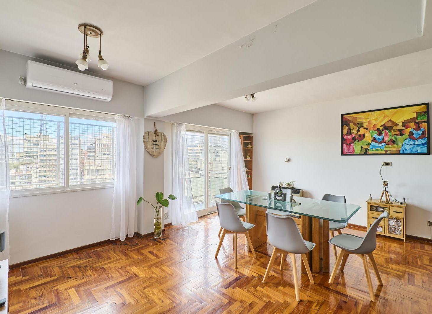 Foto de VENTA Departamento 4 Ambientes VISTA ABIERTA! Caballito, imagen 2