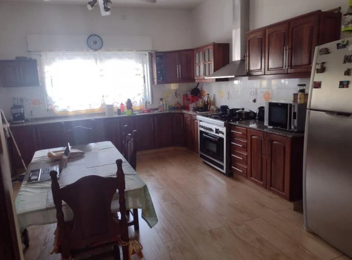 DUEÑO DIRECTO VENDE CASA EN PARQUE CHACABUCO 3