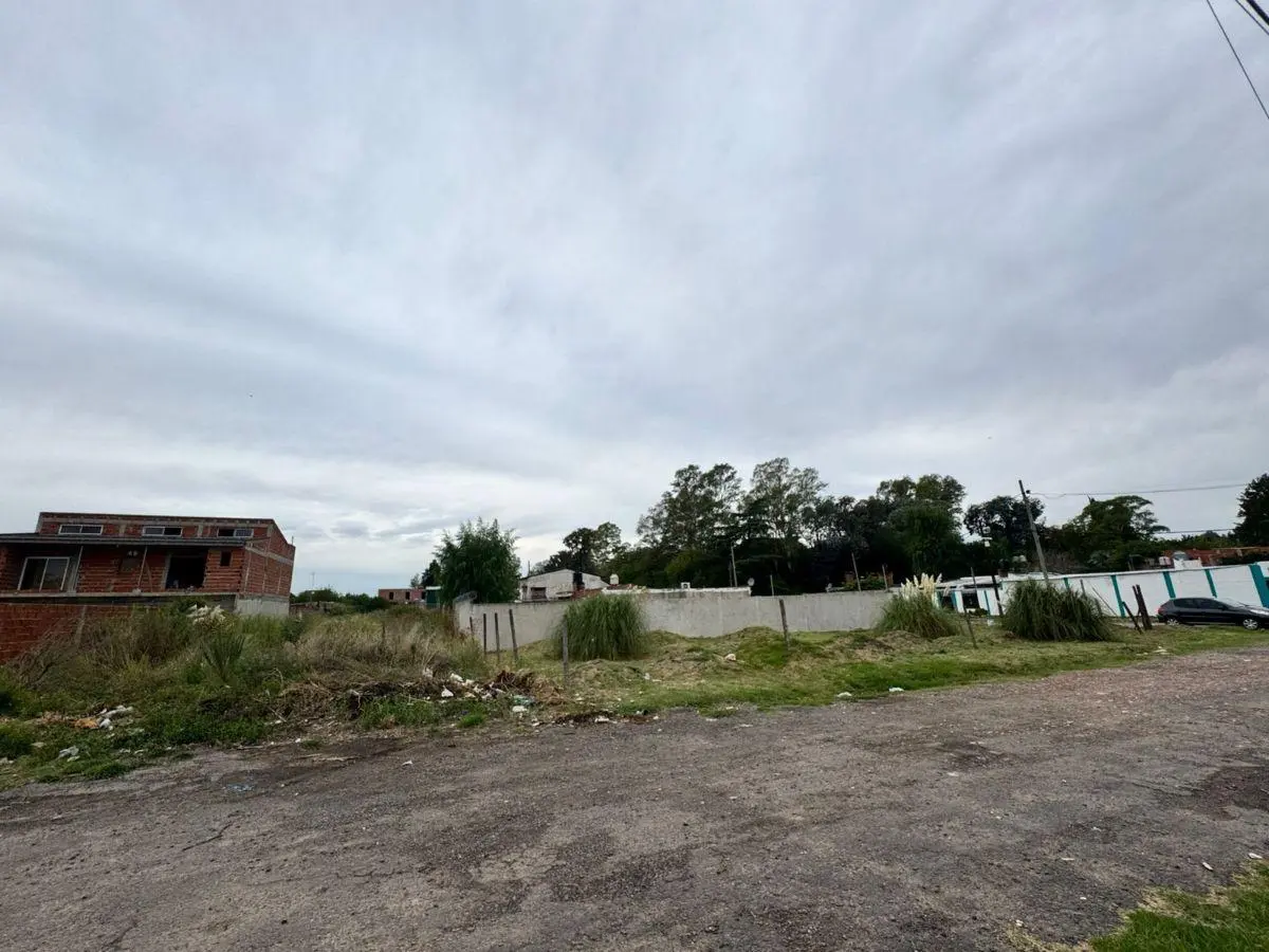 TERRENO EN VENTA 40.000 USD + GASTOS 4