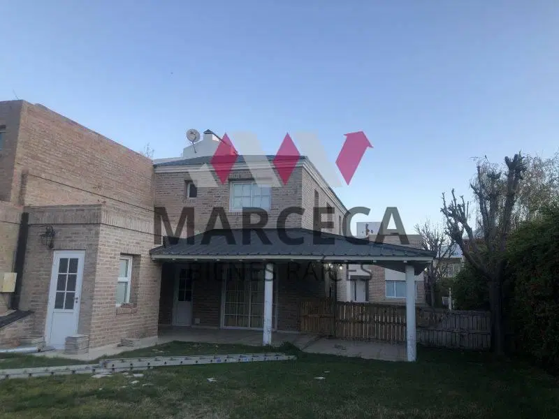 ALQUILER CASA EN BARRIO CERRADO VILLA LUISA DE 4 DORMITORIOS 1