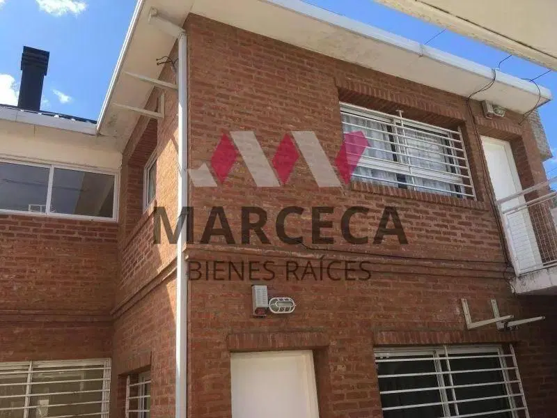 DEPTO VENTA DOS DORMITORIOS CON COCHERA BARRIO HUILLICHES 5