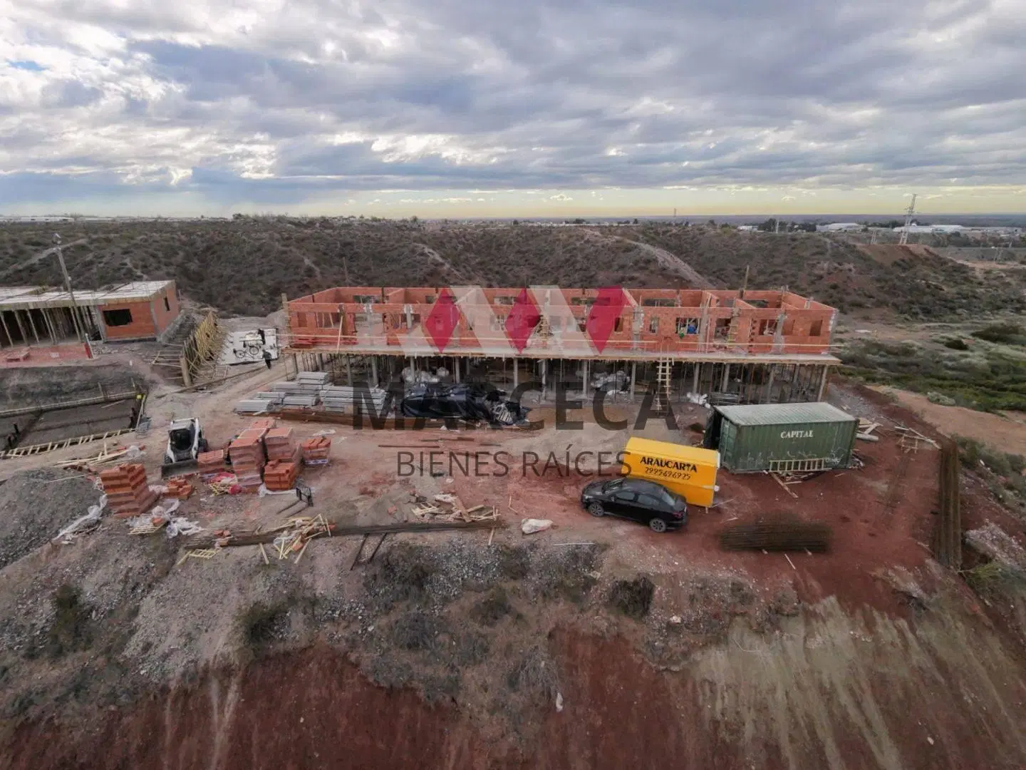 DEPTO Y DUPLEX EN VENTA EN COMPLEJO ALTA VISTA 3