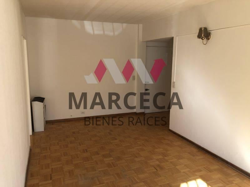 Foto de ALQUILER DEPARTAMENTO 1 DORMITORIO CENTRO ESTE A UNA CUADRA OFICINAS YPF, imagen 3