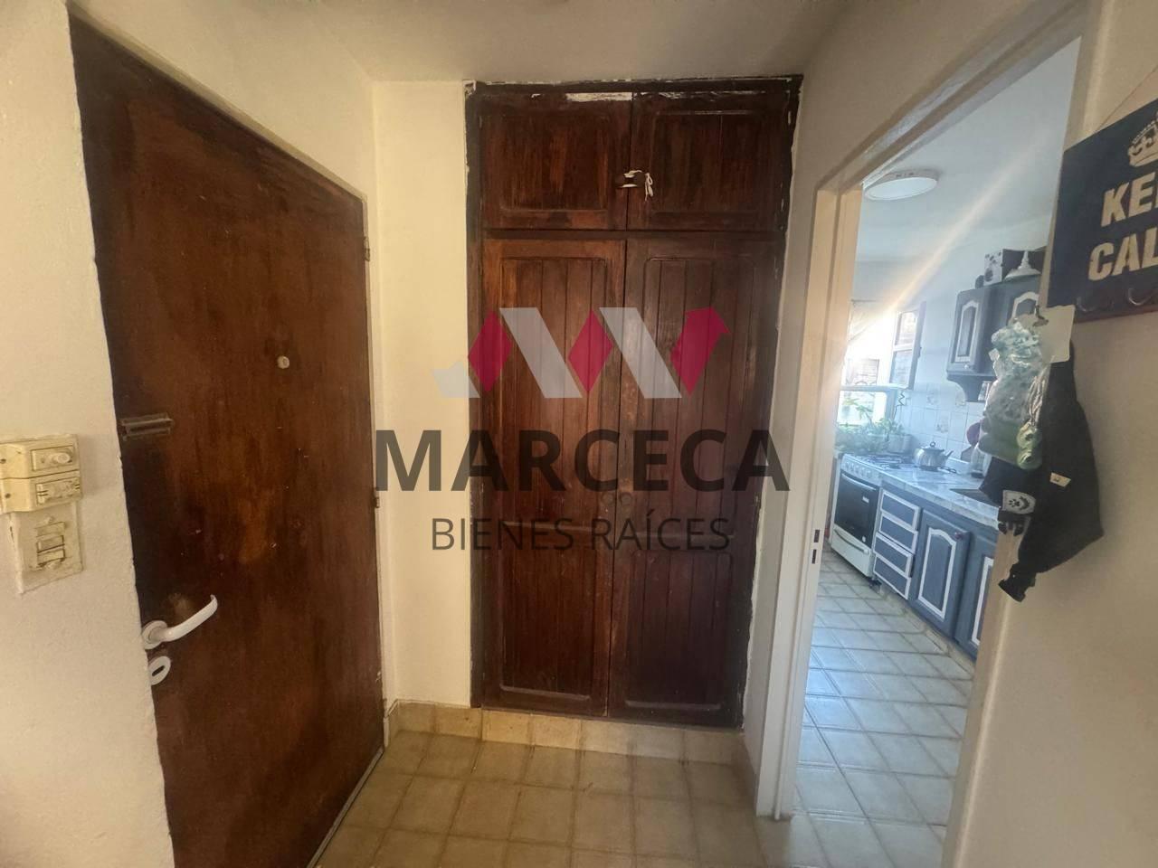 Foto de DEPARTAMENTO EN VENTA EN MONOBLOCK DE DOS DORMITORIOS EN BARRIO MELIPAL, imagen 2