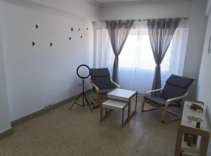 DEPARTAMENTO 2 AMBIENTES - SEGUNDO PISO POR ESCALERA 1