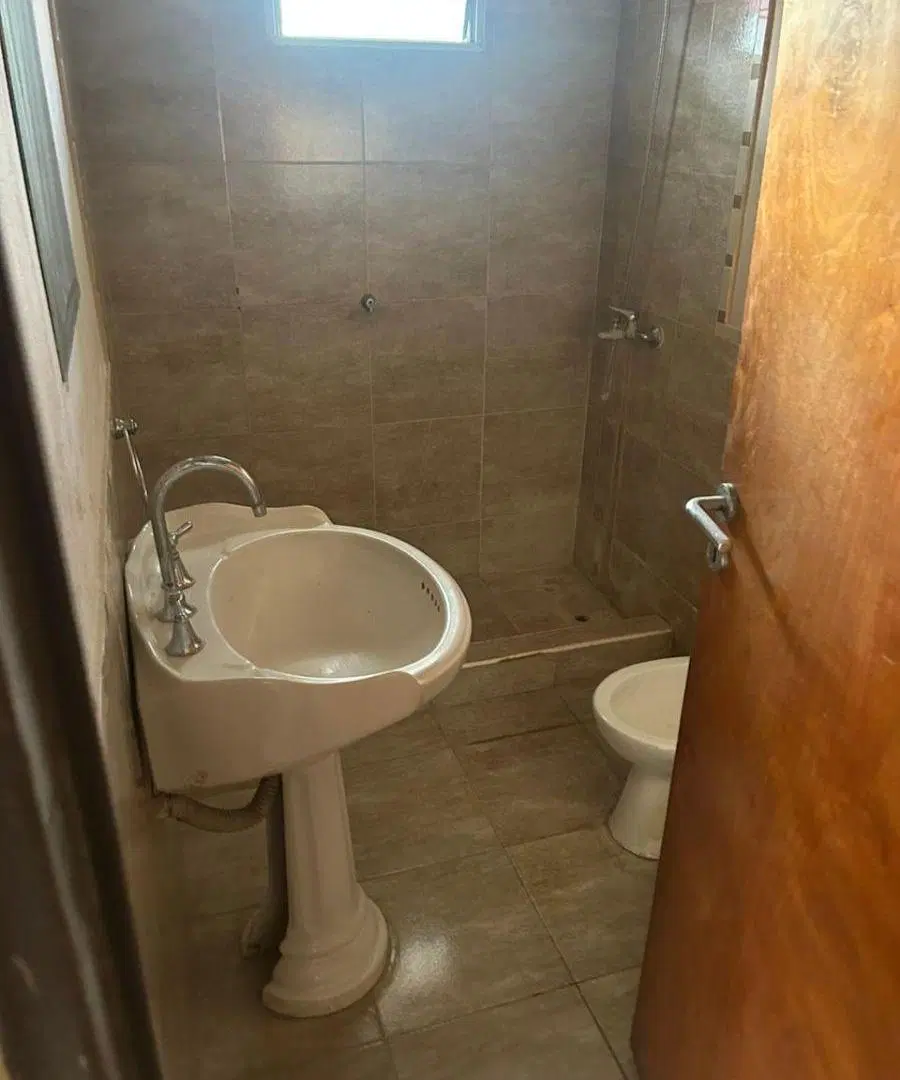DEPARTAMENTO TIPO CASA 2 AMBIENTES 4