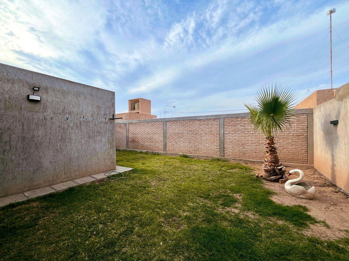 Casa en Venta, Nueva, Excelente Ubicacion 1