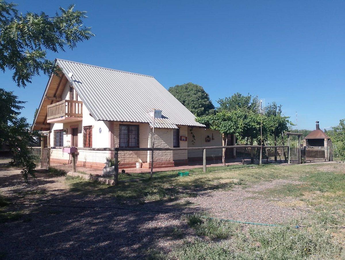 Terreno con Casa en Venta en Rn 40 y Rn 7 Perdriel 3
