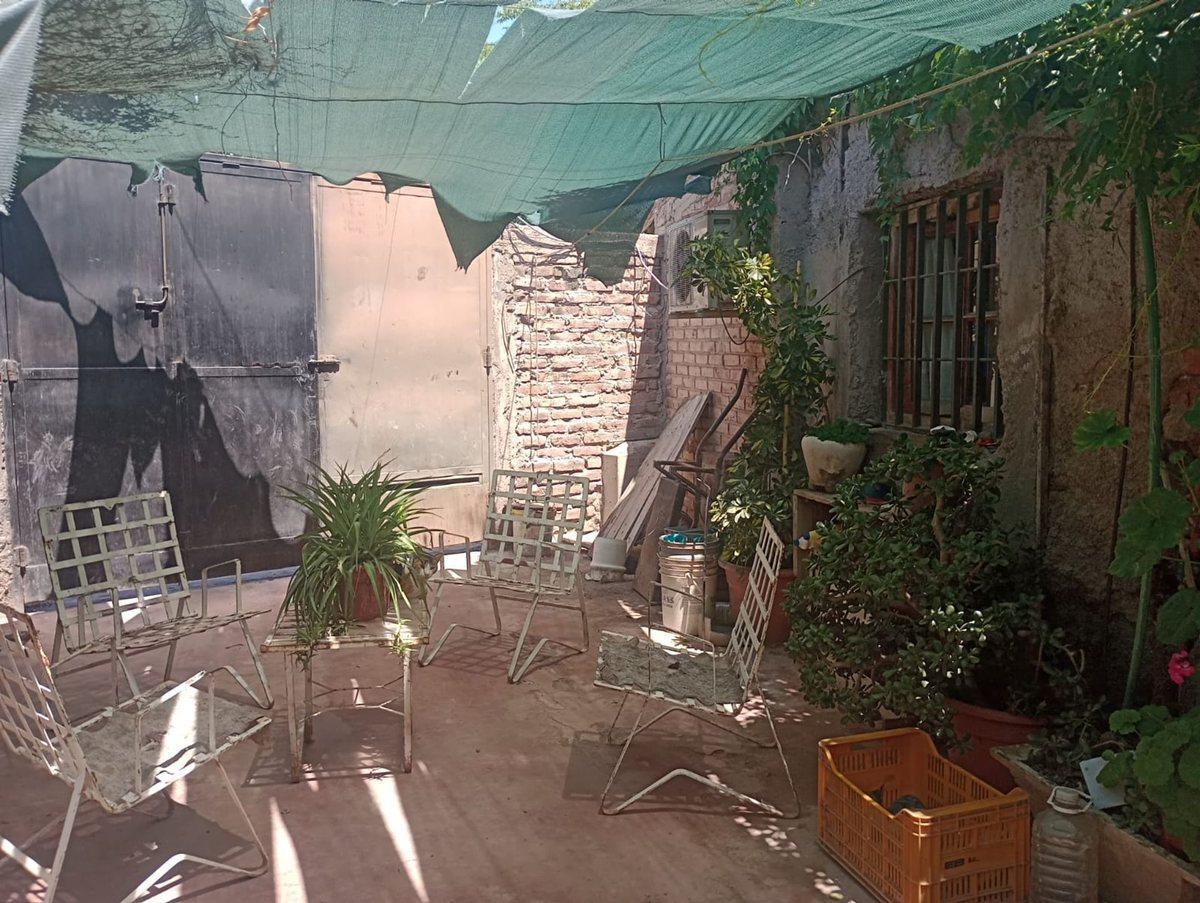 Venta de Casa a Reciclar en Guaymallen 1