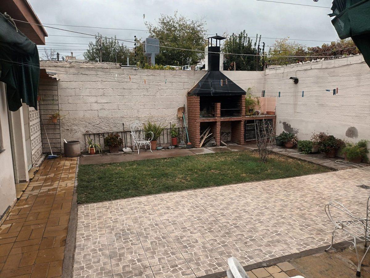 Venta Casa 6° Sección, Ciudad, Mendoza. 3