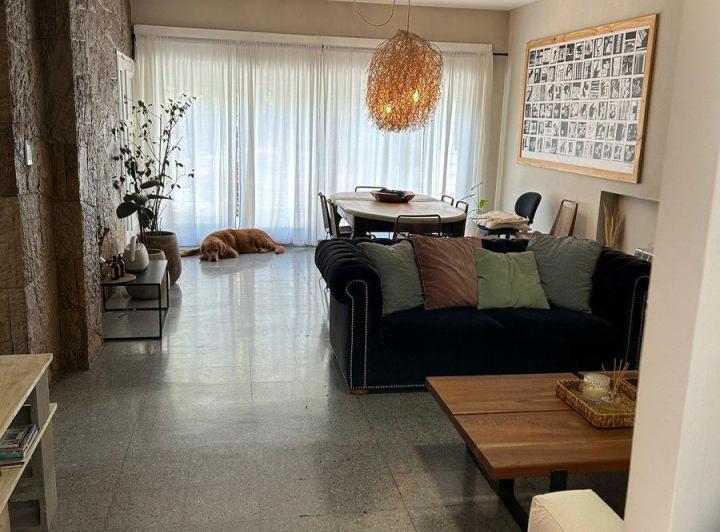 HERMOSA CASA REMODELADA. BARRIO BOMBAL GODOY CRUZ 5