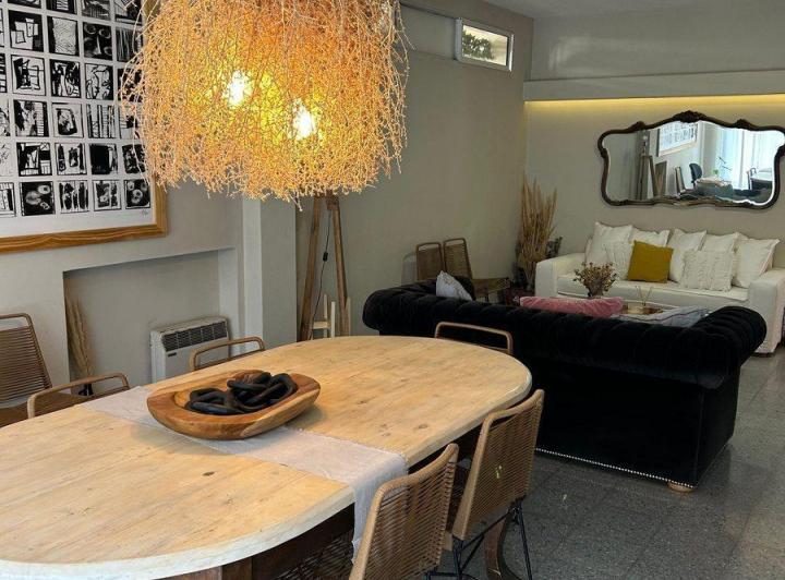 HERMOSA CASA REMODELADA. BARRIO BOMBAL GODOY CRUZ 2