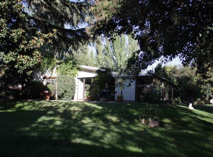 POSADA EN VENTA EN CHACRAS DE CORIA 3