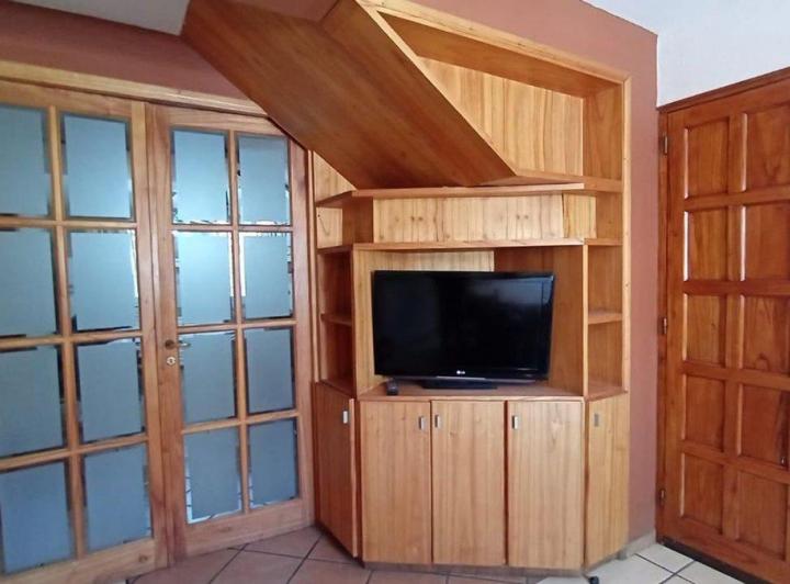 VENTA CASA Y DUPLEX GUAYMALLEN 5