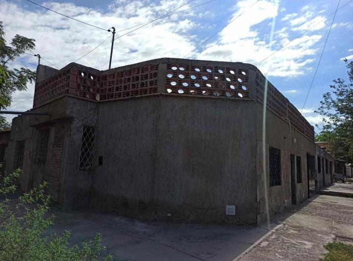 VENTA DE CASA EN LAS HERAS 5