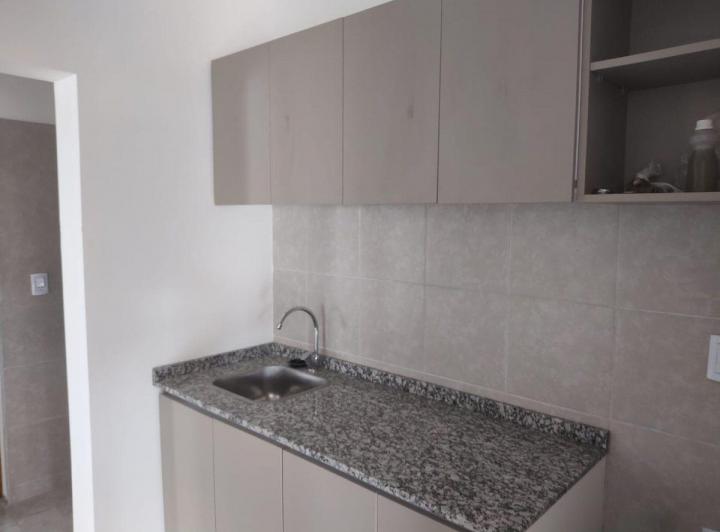 Venta-Casa 2 Dorm. en B°semi privado-Lujan de cuyo 3