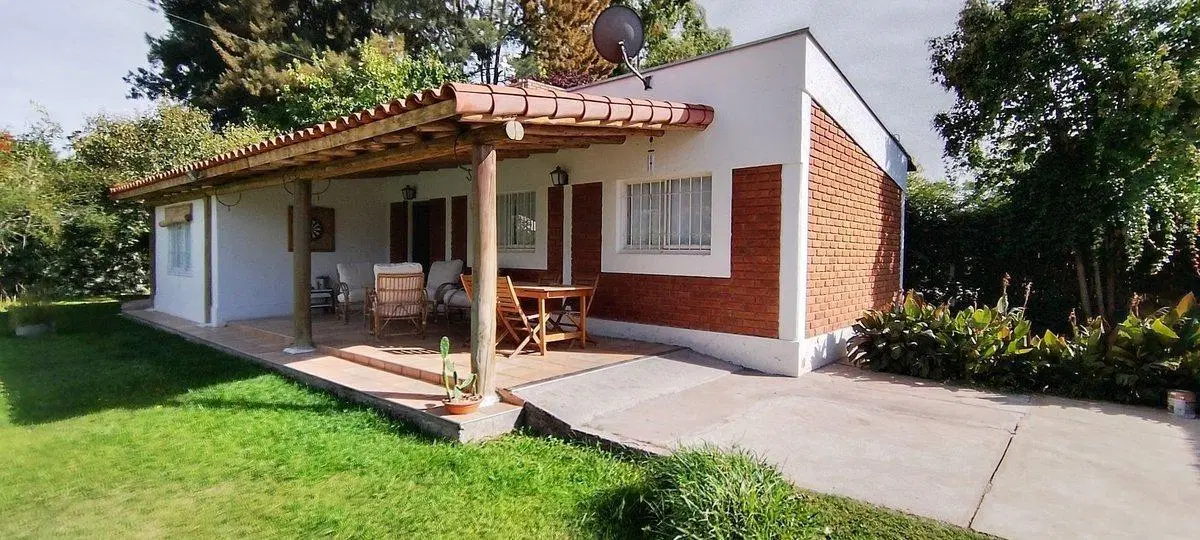 Alquiler de Casa con Pileta en Lunlunta, Maipú 4