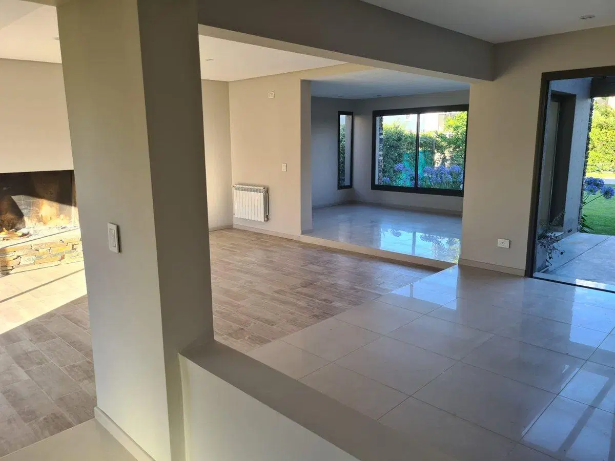VENTA CASA BARRIO PRIVADO RUCA OLIVIA 4