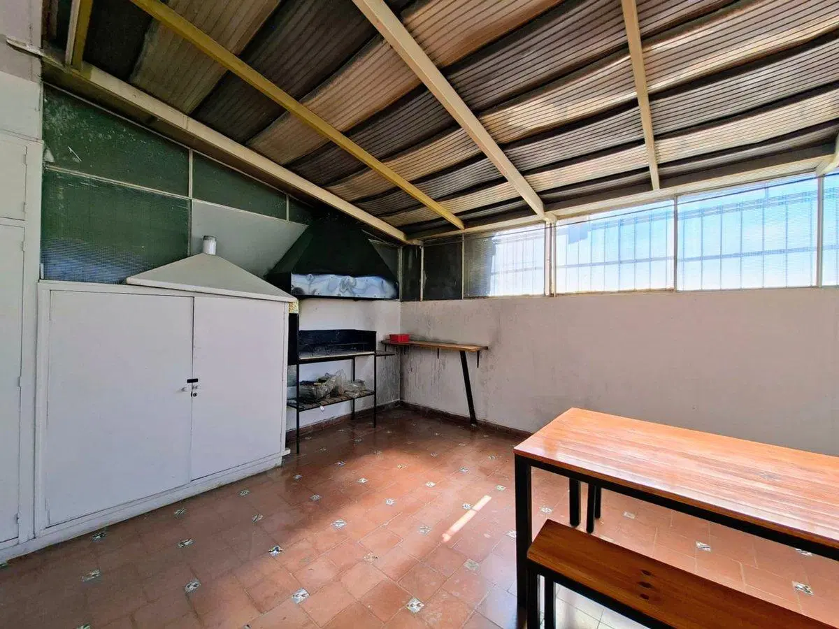 VENTA DEPARTAMENTO 3 d. con PATIO Y GRAN TERRAZA 5