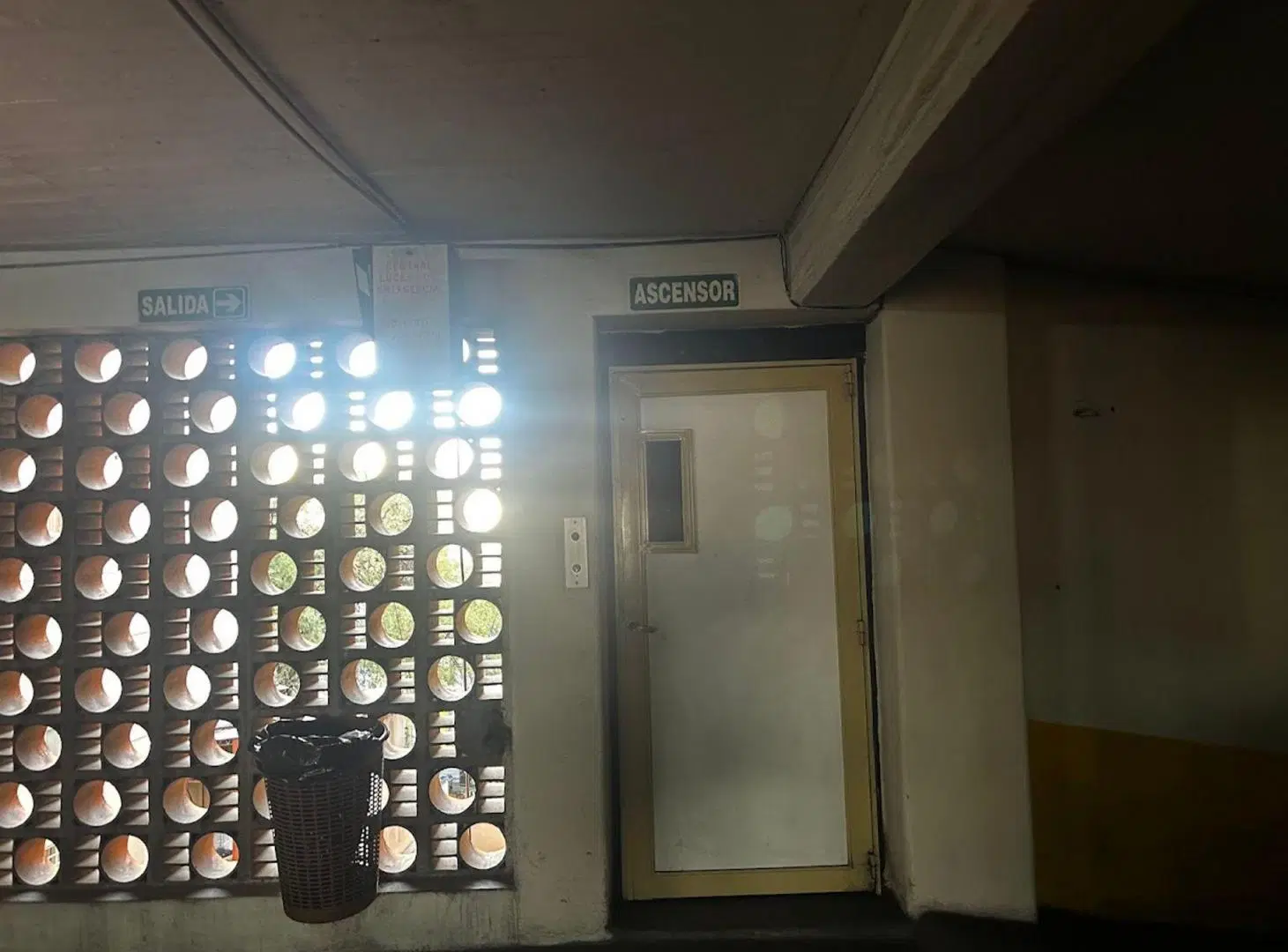 Cochera en Venta en el Centro de Mendoza 3
