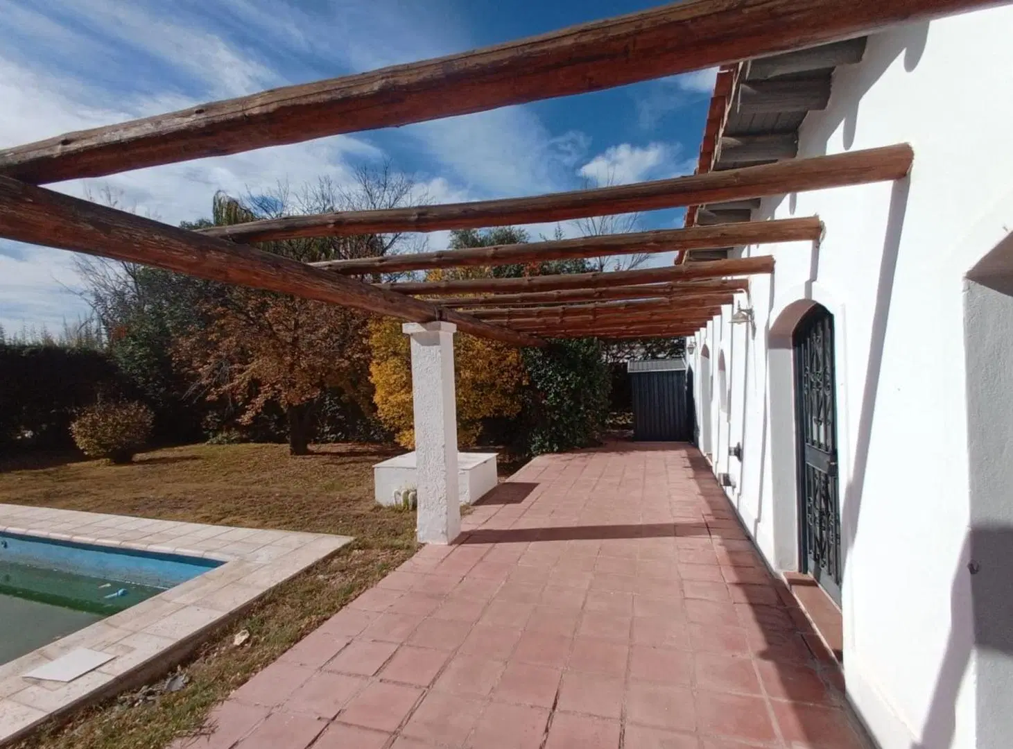 ALQUILER CASA VISTALBA CHACRAS DE CORIA 2