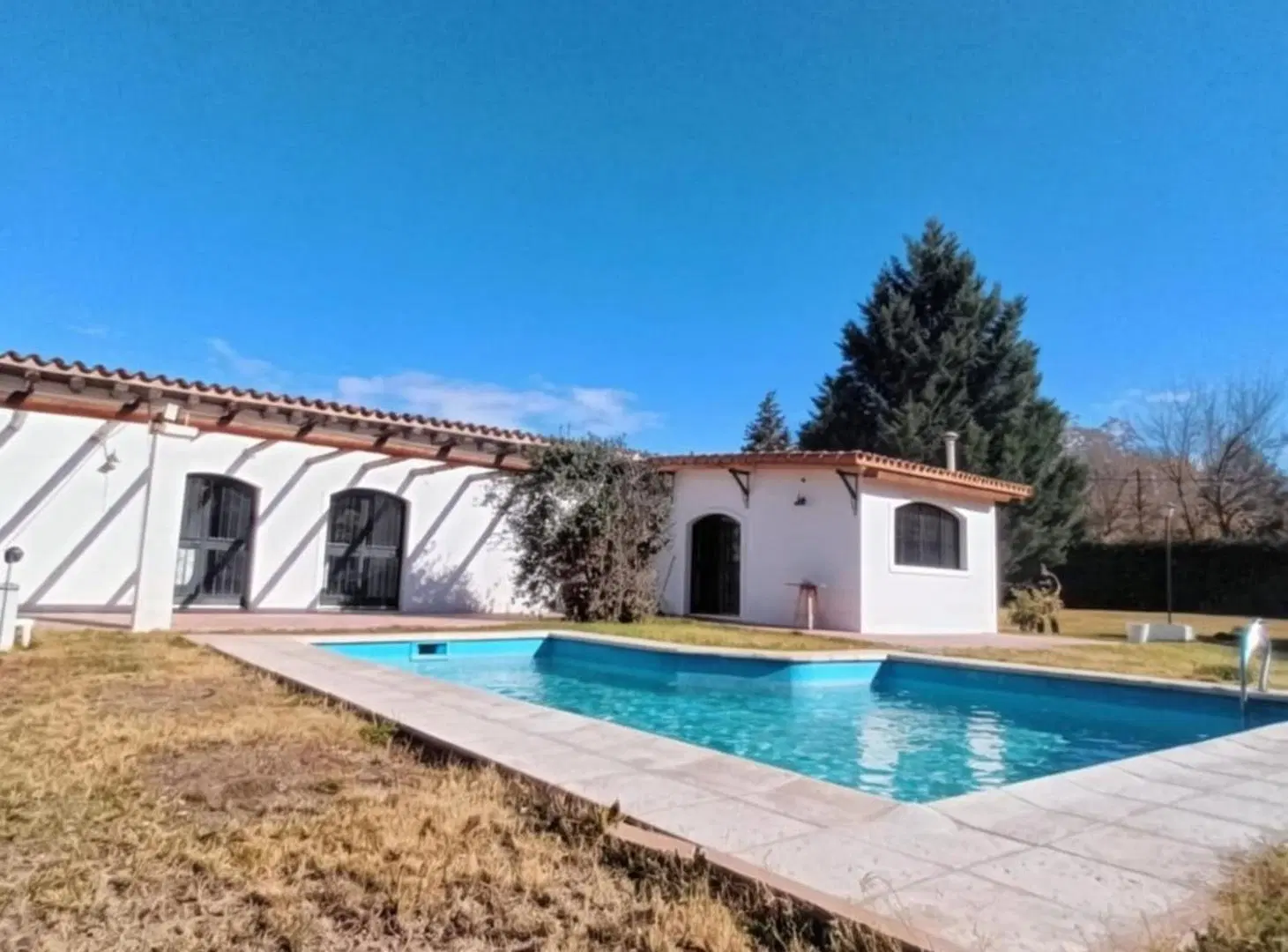 ALQUILER CASA VISTALBA CHACRAS DE CORIA 3