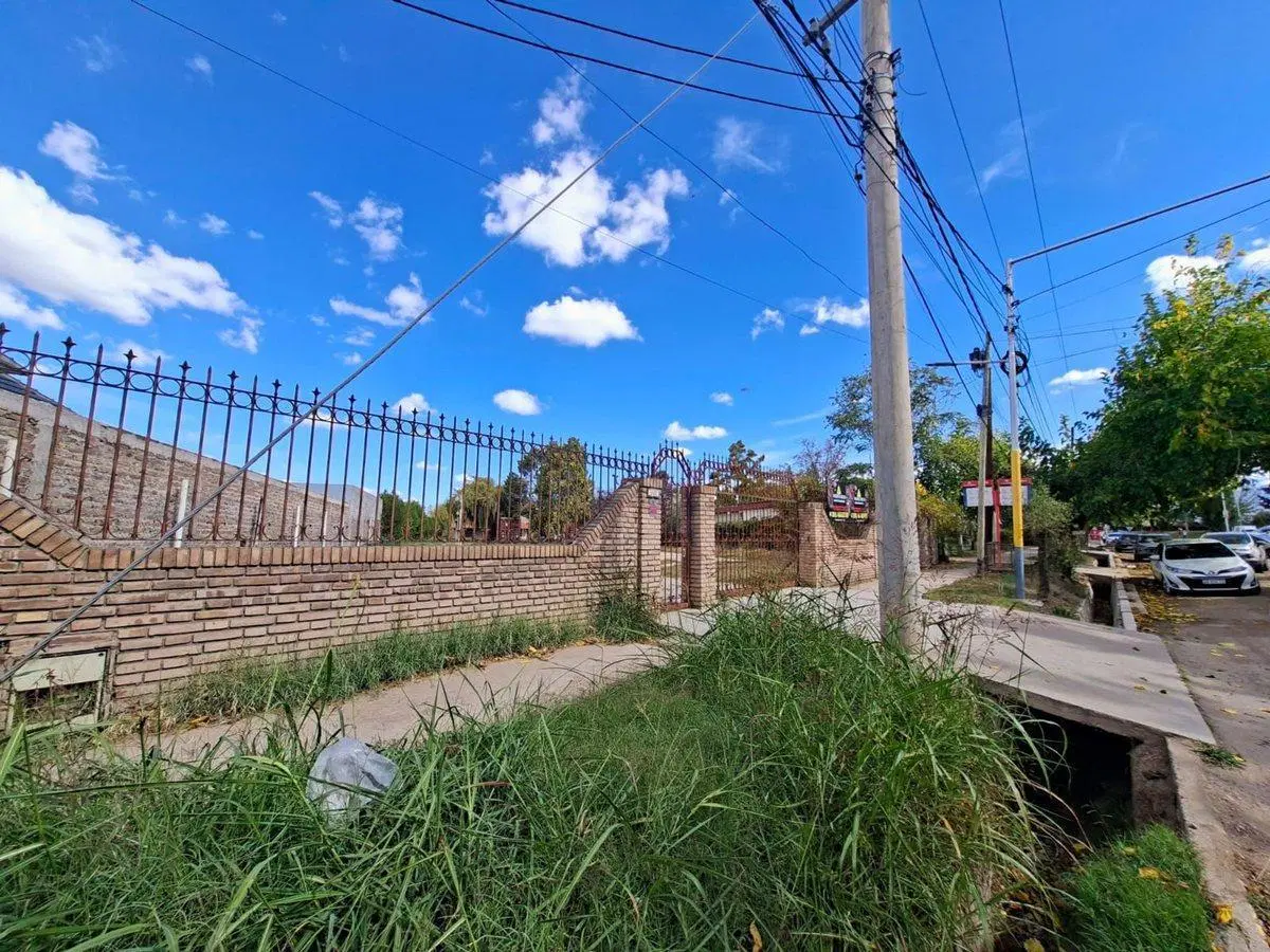 VENTA LOTE 2400 mts VISTALBA 5