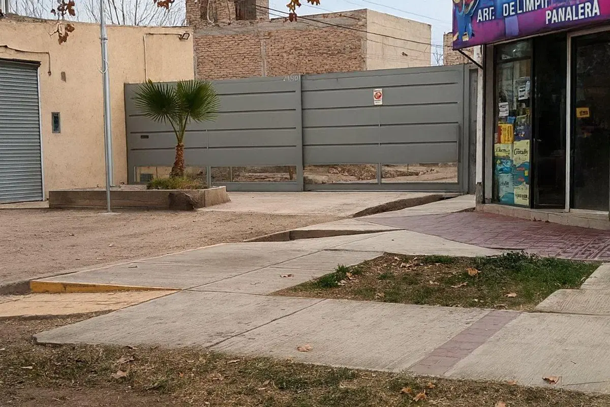 CASA EN CALLEJÓN PRIVADO, 3 DORM, Las Heras 3