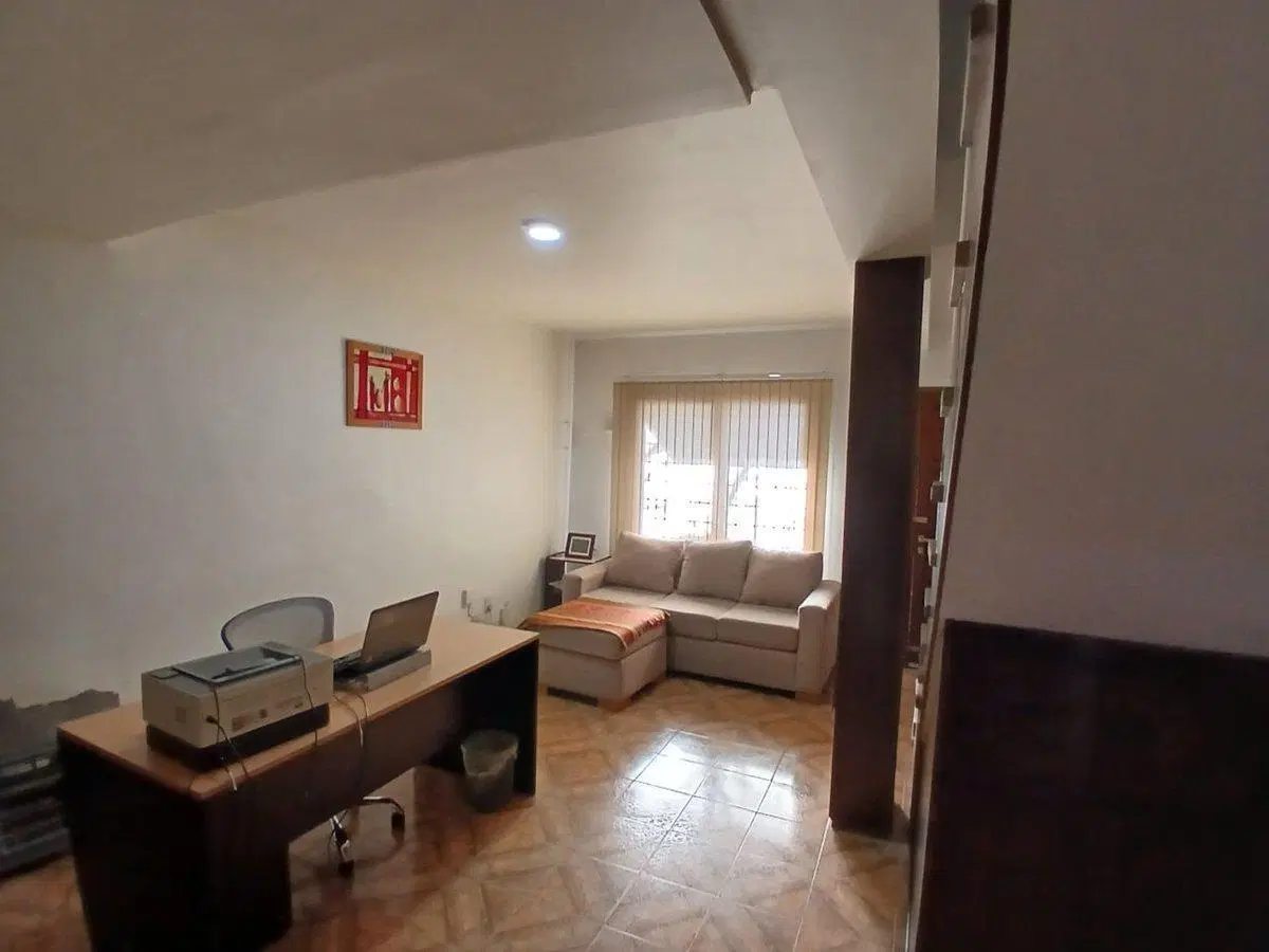 VENTA CASA ESQUINA GODOY CRUZ 2