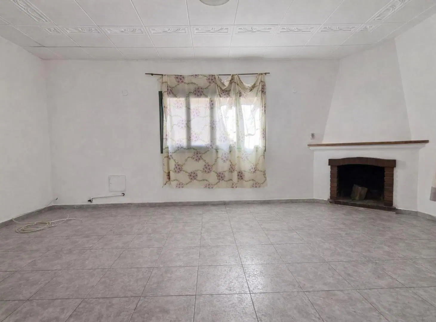 CASA CON PILETA EN VENTA VILLANUEVA-GUAYMALLEN 5