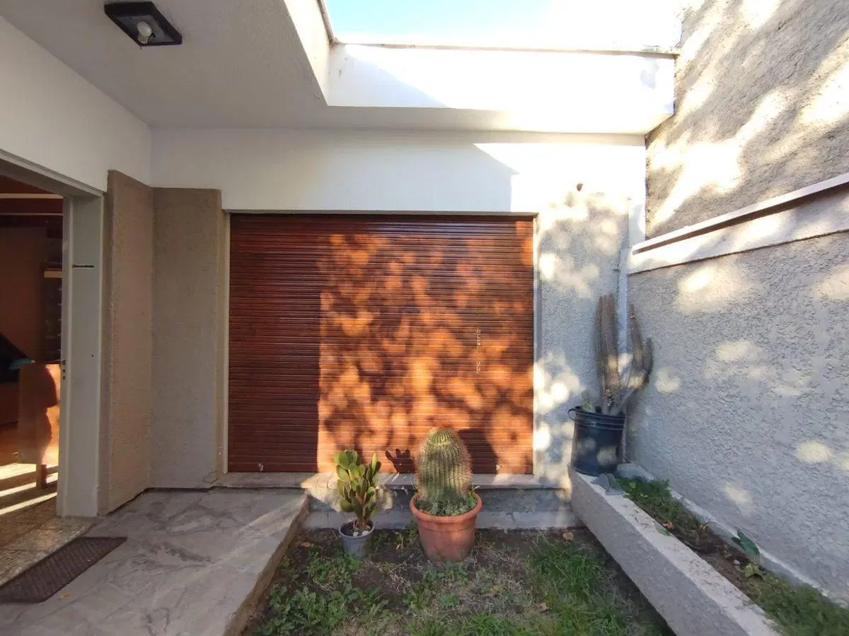 Casa en venta 3 dormitorios en centro de Tunuyán 5